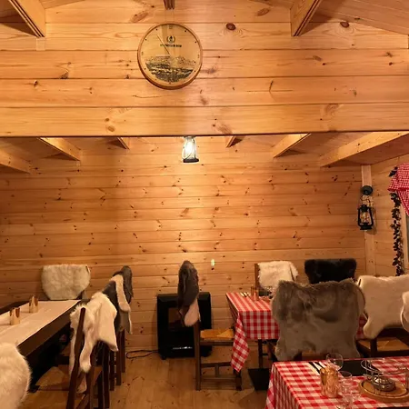 Hotel Nash Airport 4*