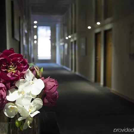 Nash Airport Hotel