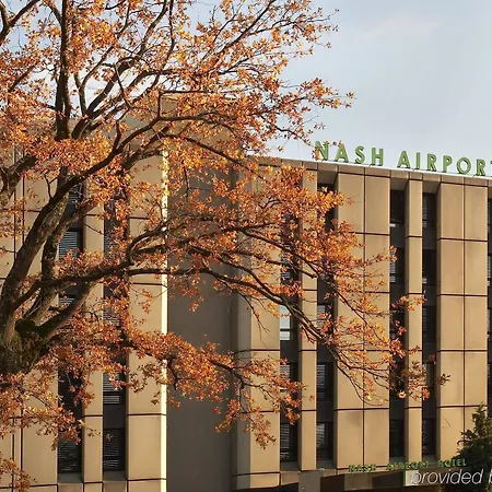 Nash Airport Hotel 4*